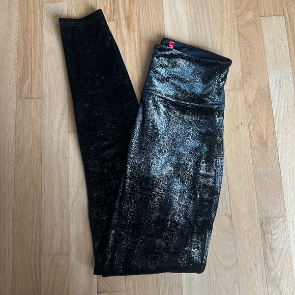 SPANX - black and gold metallic velvet shape wear legging - Picture 2 of 3